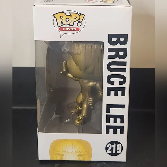 Funko Pop Bruce Lee #219 BAIT Exclusive Gold Edition - Picture 6 of 7